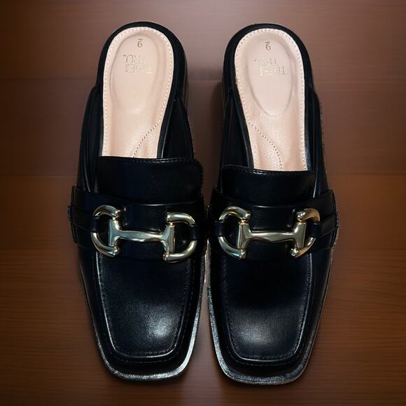 SOLD - Picture 1 of 9